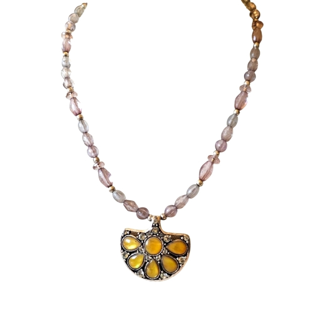 1928 Yellow Silver Pendant Necklace Lavendar Blue Bead Chain N1P121